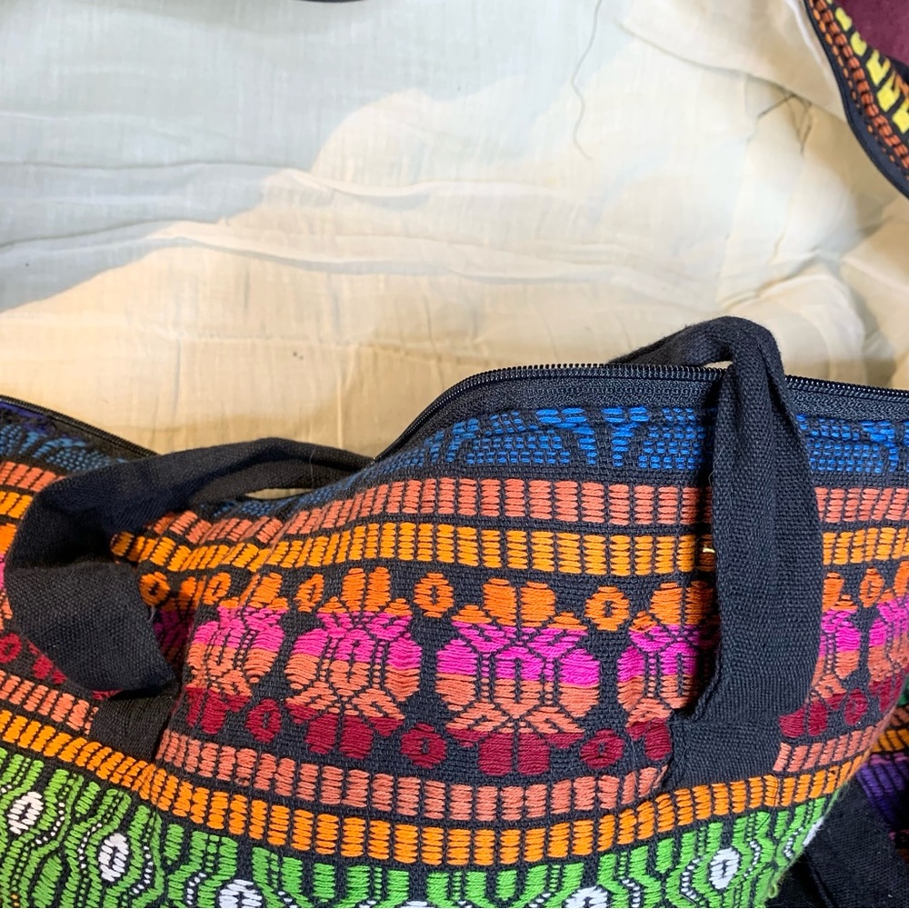 Guatemala Fabric Duffel Bag - Picture 4 of 8